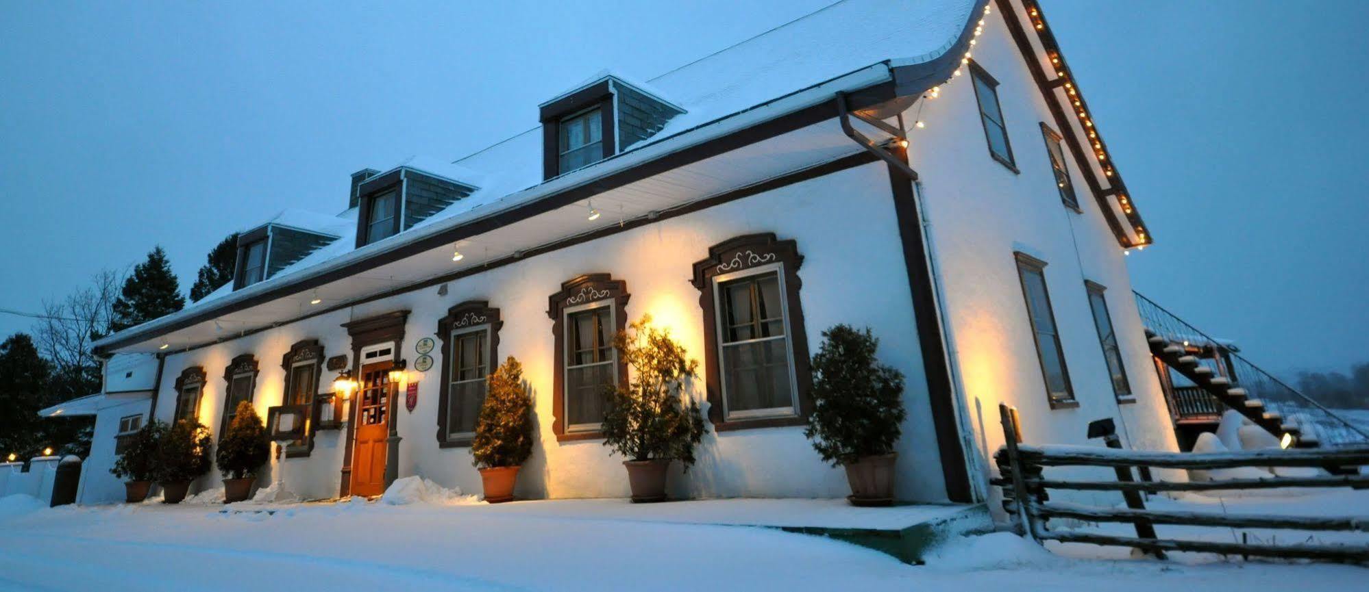 Auberge Baker Chateau Richer Esterno foto